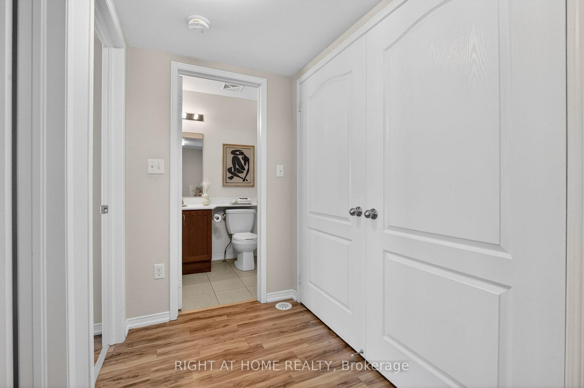 2480 Post Road Unit 26 - Condo photo 23 of 38 in Oakville, Ontario