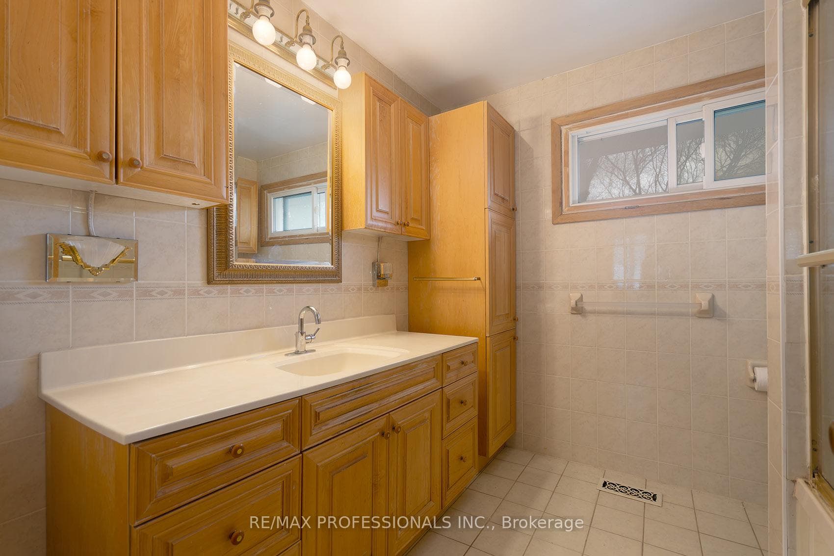 315 Markland Drive - Detached photo 29 of 41 in Etobicoke (Islington / Rexdale), Ontario