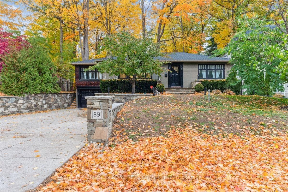 89 Holyrood Avenue - Detached photo 2 of 34 in Oakville, Ontario