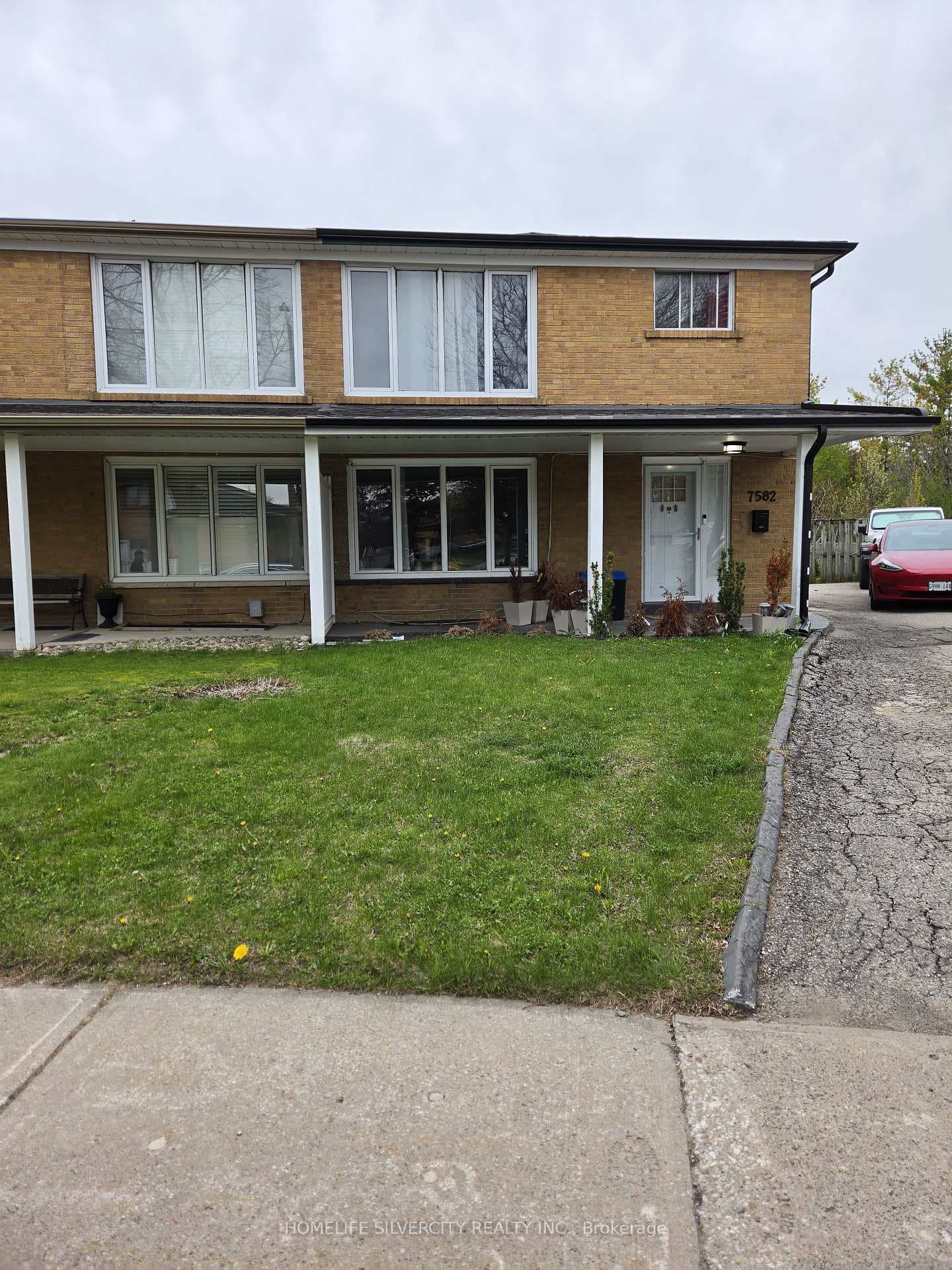 7582 Discus Crescent - Semi-Detached photo 1 of 23 in Mississauga, Ontario