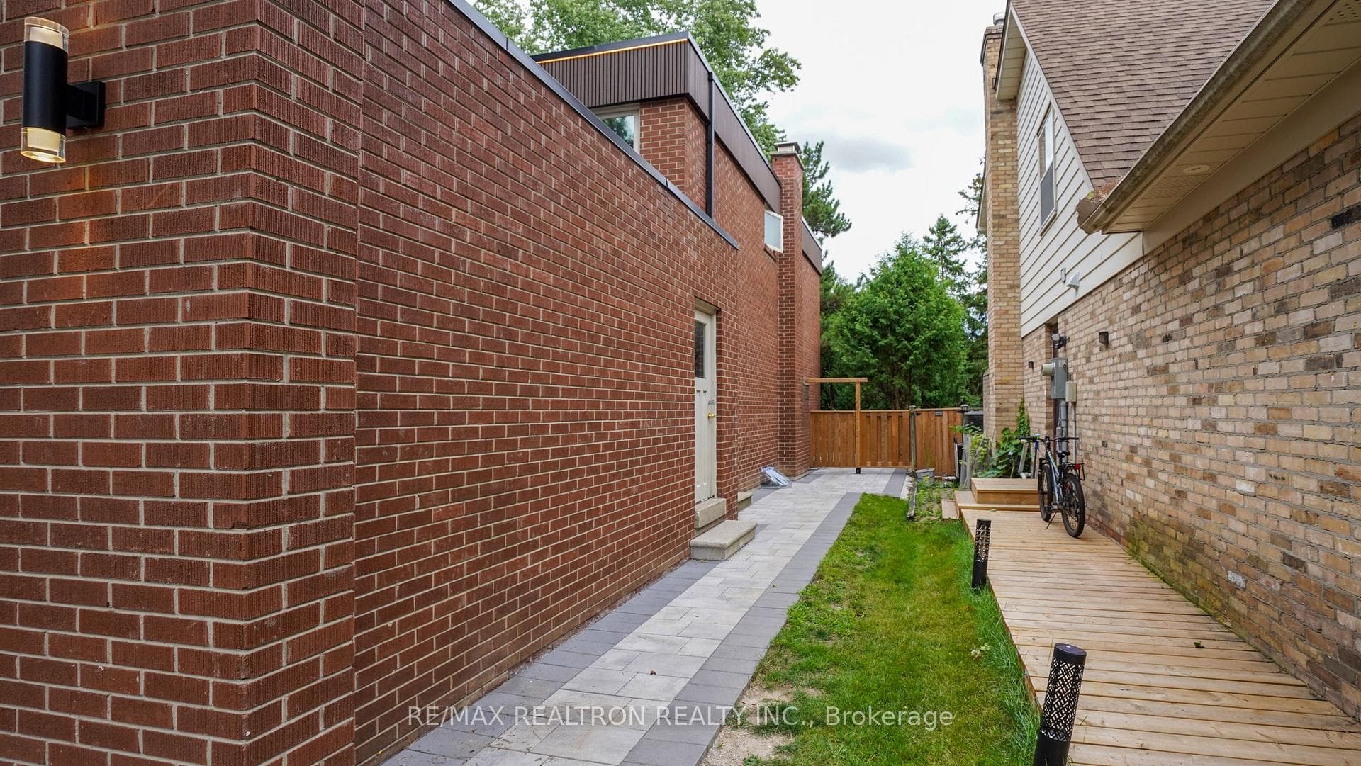 47 Robinter Drive - Detached photo 47 of 48 in Willowdale / Newtonbrook, Ontario