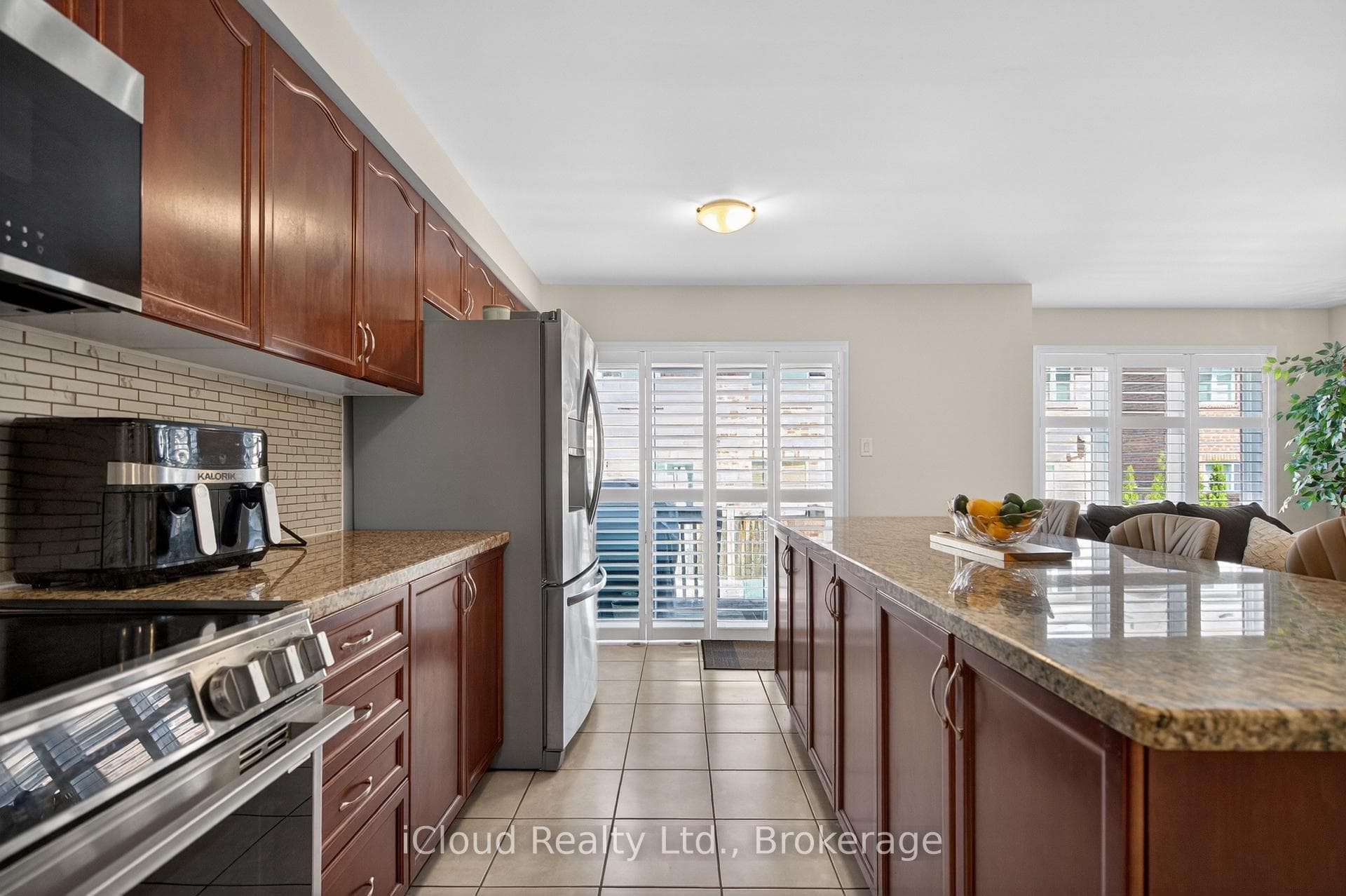 676 Speyer Circle - Semi-Detached photo 22 of 47 in Milton, Ontario