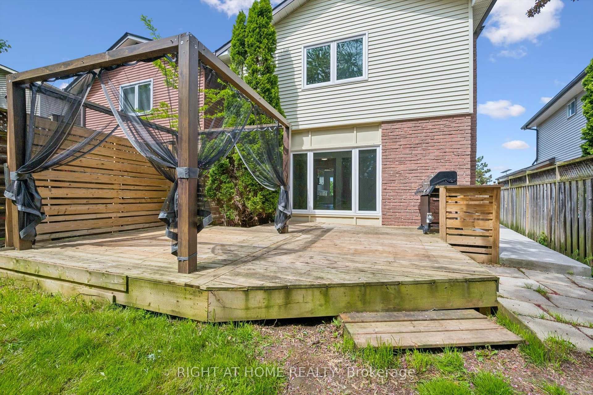 2432 Malcolm Crescent - Detached photo 32 of 35 in Burlington, Ontario