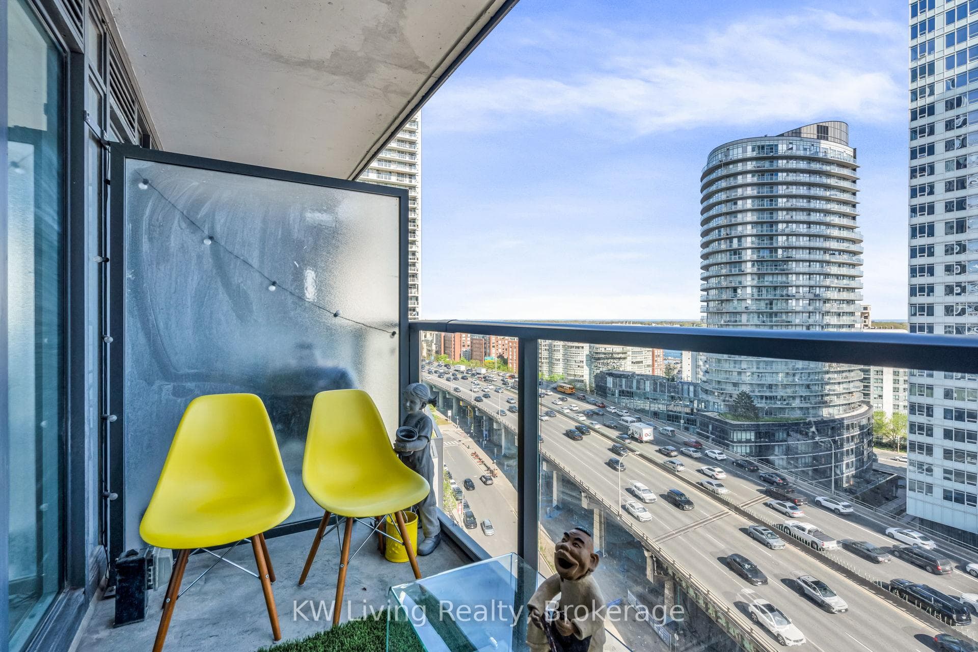 70 Queens Wharf Road Unit 1601 - Condo photo 35 of 37 in Downtown Toronto / Waterfront, Ontario