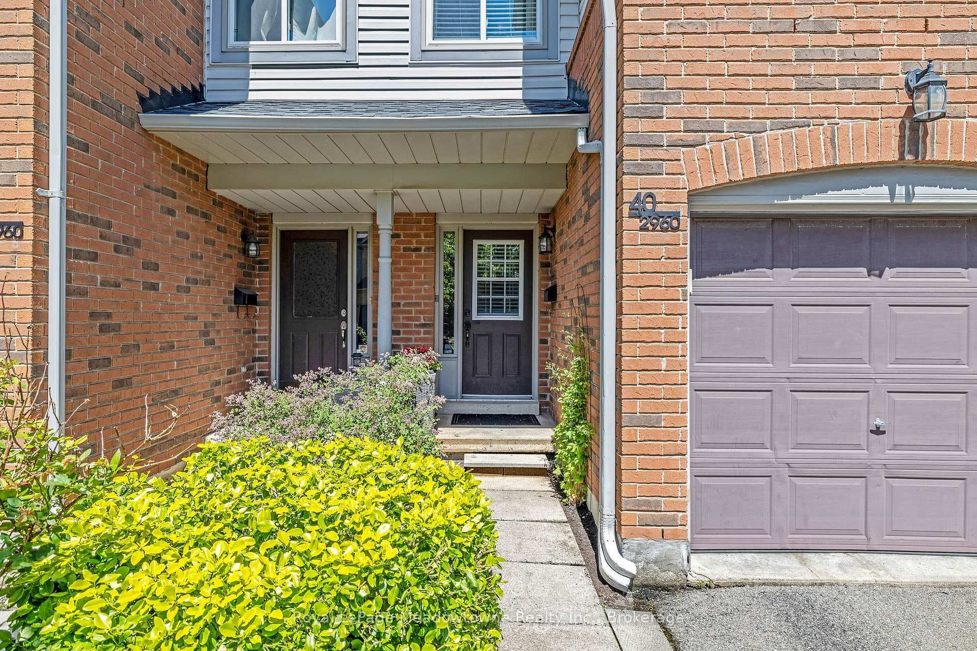 2960 Headon Forest Drive Unit 40 - Condo photo 4 of 33 in Burlington, Ontario