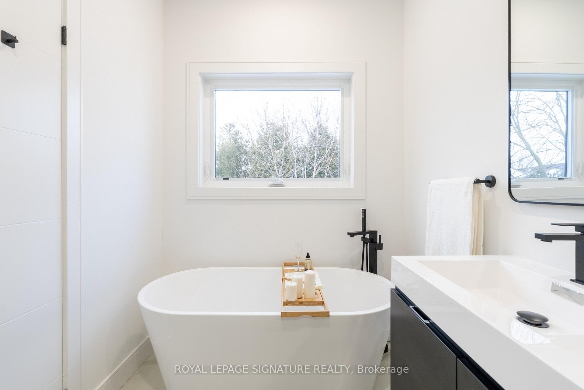 90 Johnston Avenue - Detached photo 21 of 39 in Thornhill / Willowdale, Ontario