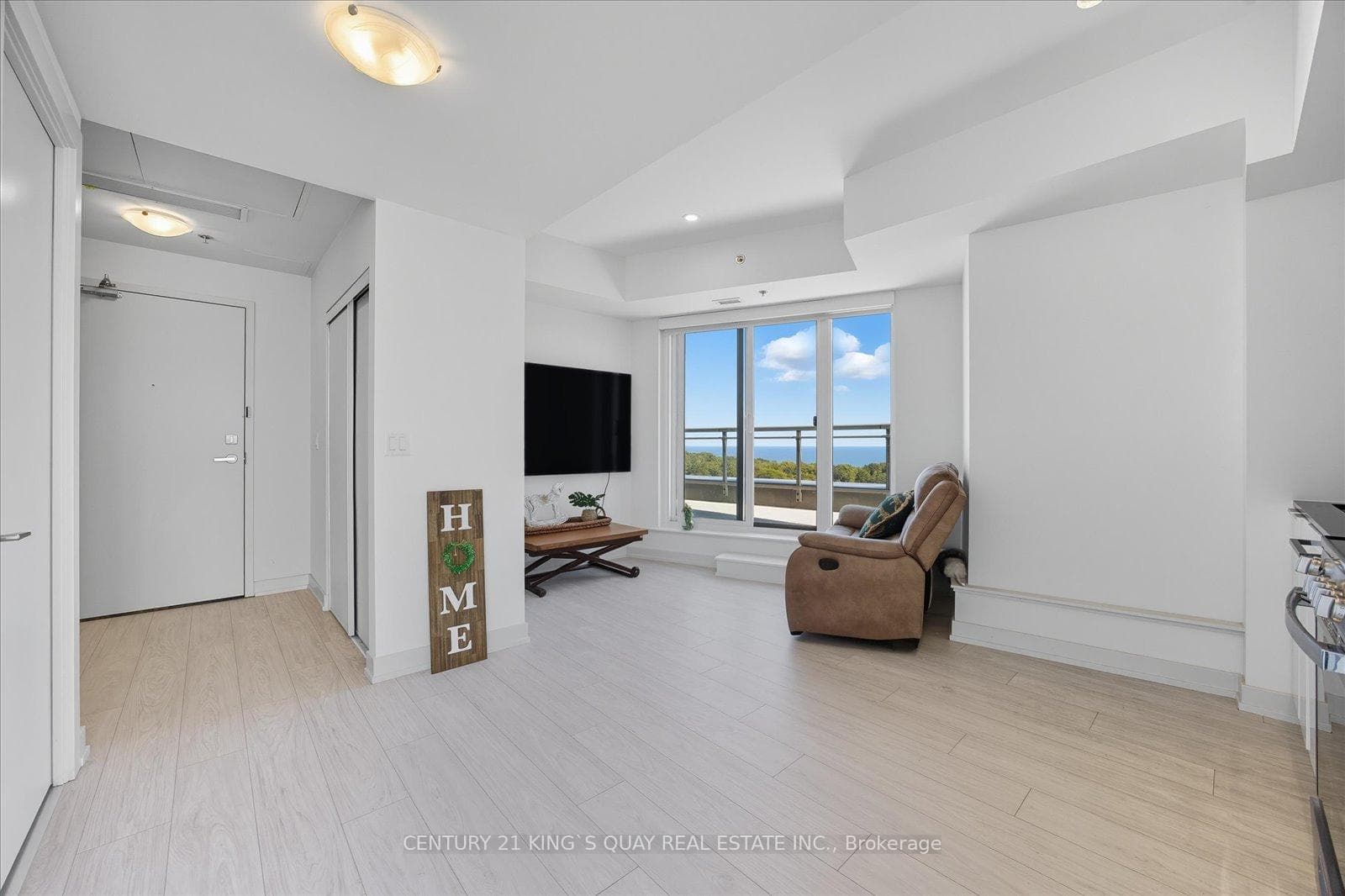 90 Glen Everest Road Unit 1008 - Condo photo 7 of 50 in Birch Cliff / Cliffside, Ontario