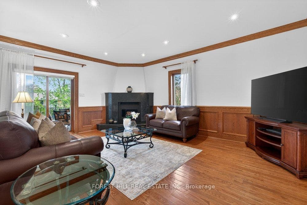 162 Codsell Avenue - Detached photo 14 of 40 in North York (Bathurst Manor / Clanton Park), Ontario