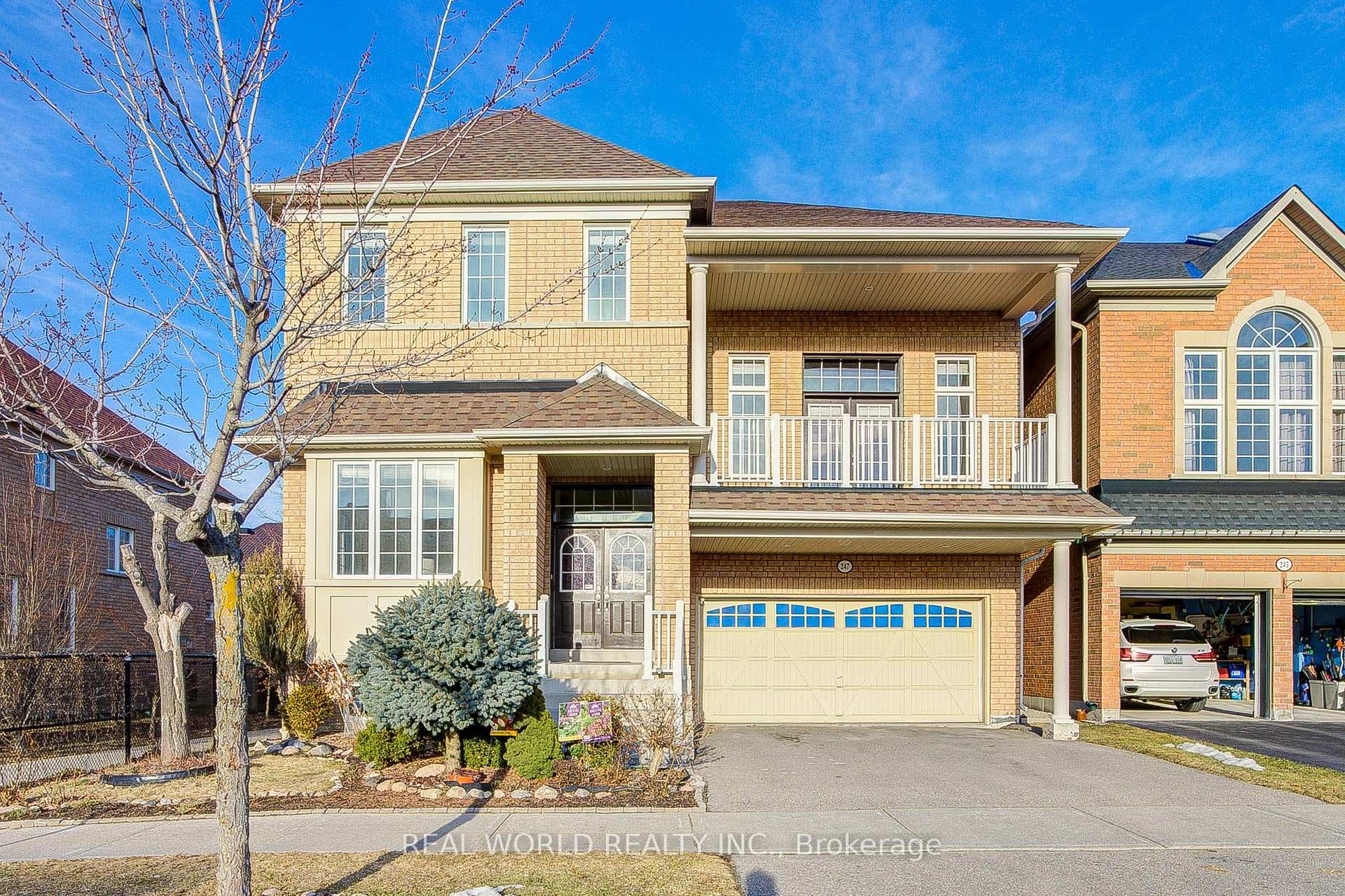 247 Selwyn Road - home for sale in Richmond Hill, Ontario