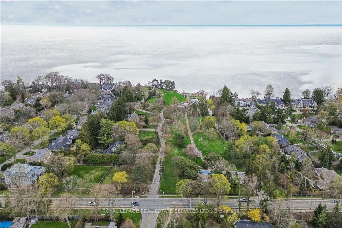 151 Wedgewood Drive - Detached photo 36 of 36 in Oakville, Ontario