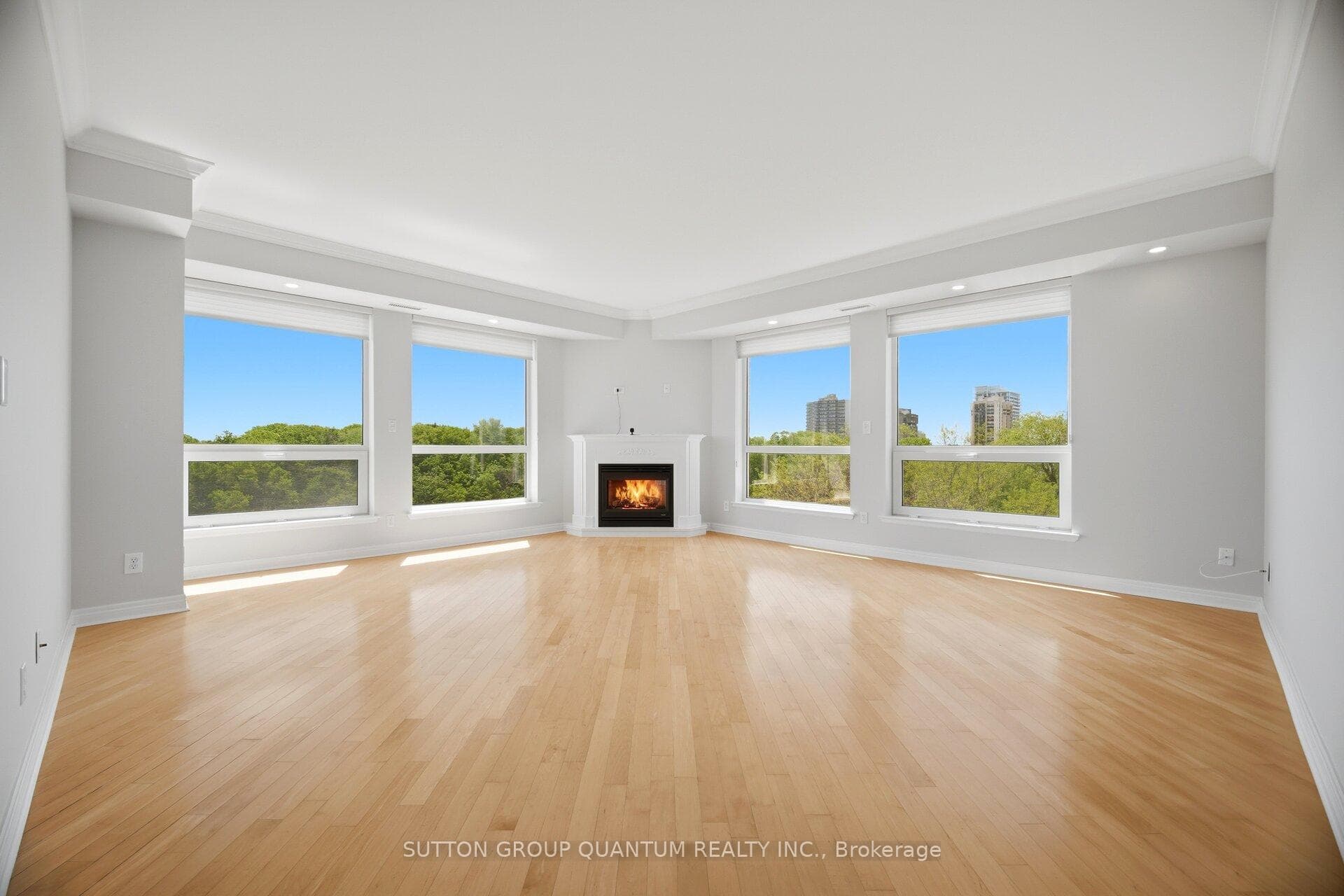 50 Old Mill Road Unit 503 - Condo photo 6 of 50 in Oakville, Ontario