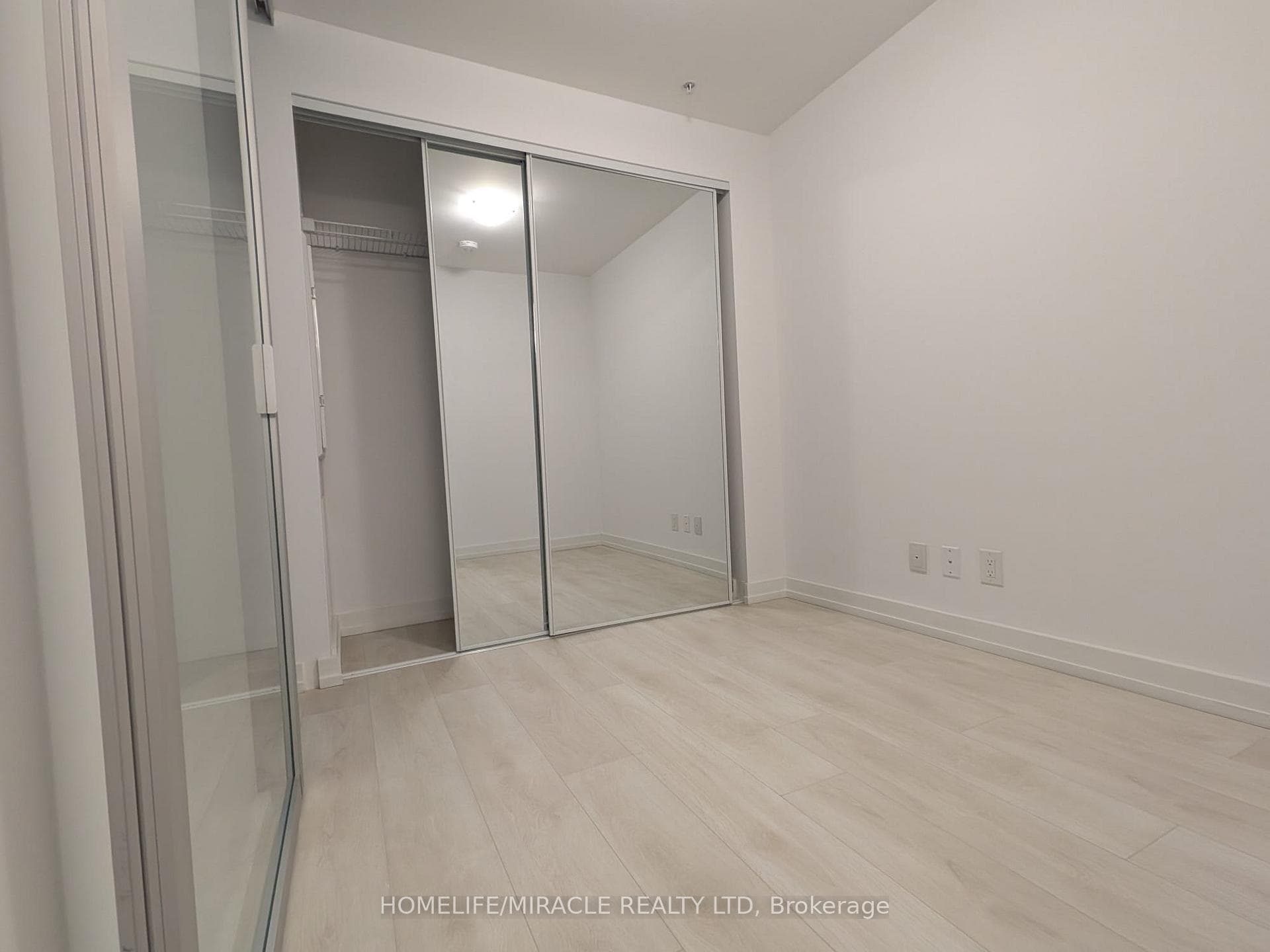 75 James Street Unit 2307 - Condo photo 12 of 13 in Hamilton, Ontario