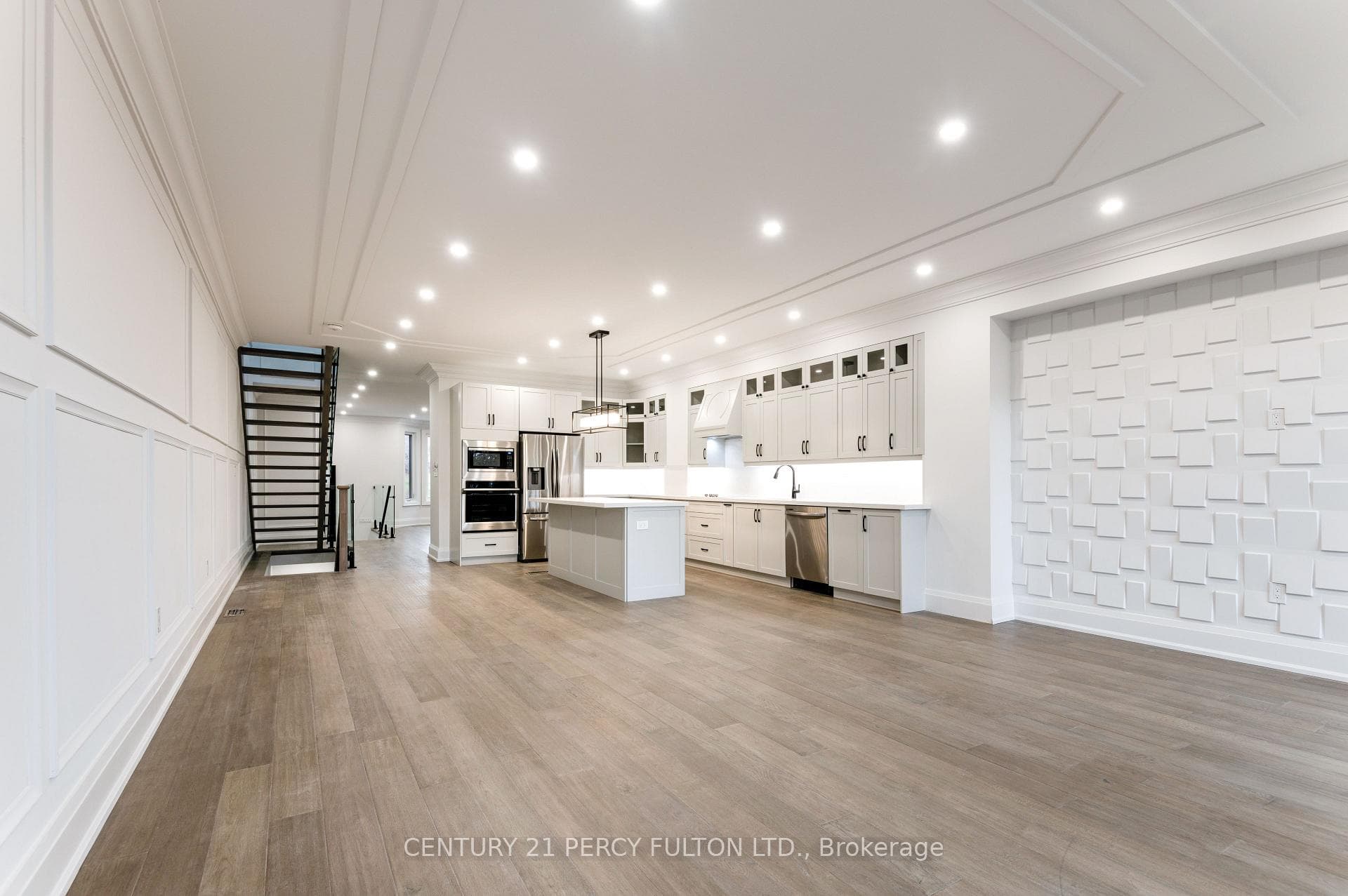 195 Danforth Road - New Construction photo 12 of 27 in Birch Cliff / Cliffside, Ontario