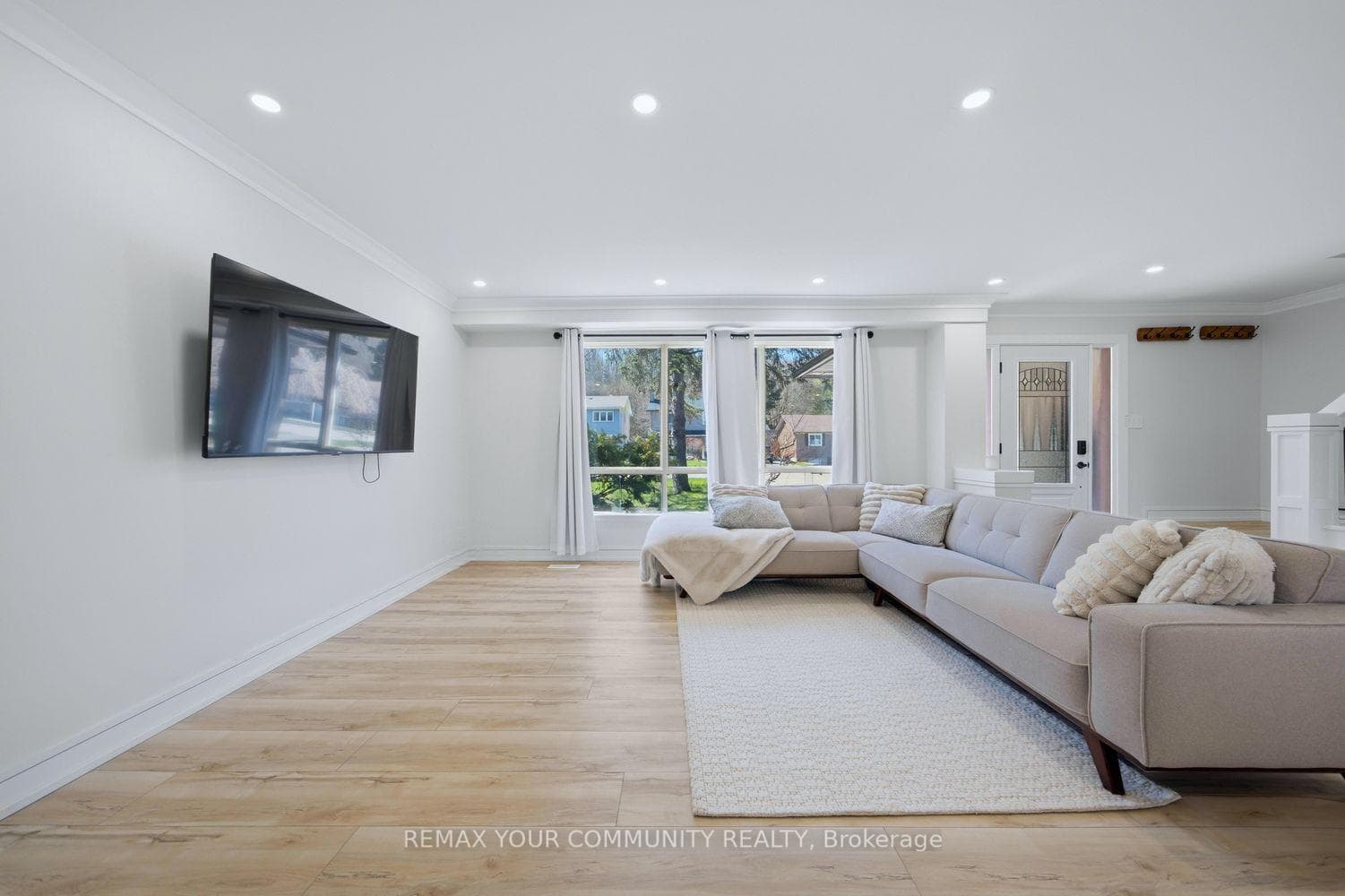 150 connaught Crescent - Detached photo 10 of 50 in Caledon, Ontario