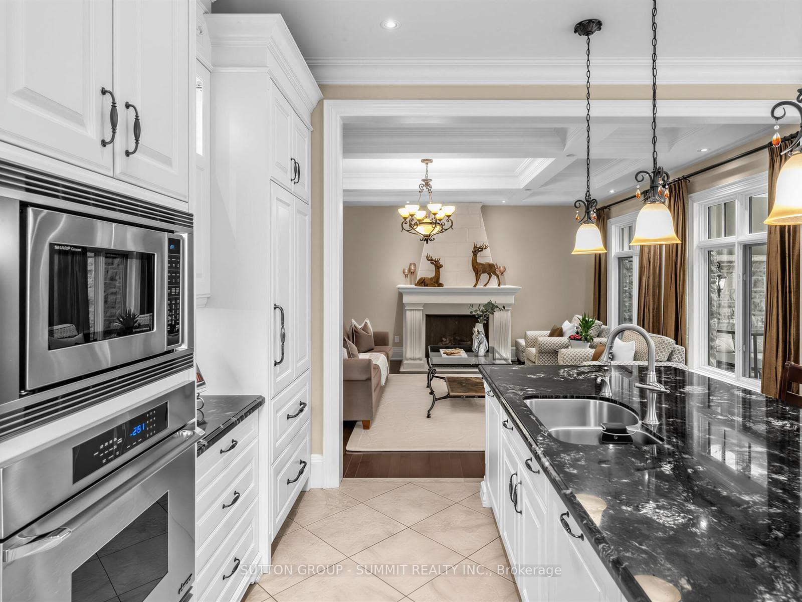 217 Eastcourt Road - Detached photo 12 of 47 in Oakville, Ontario