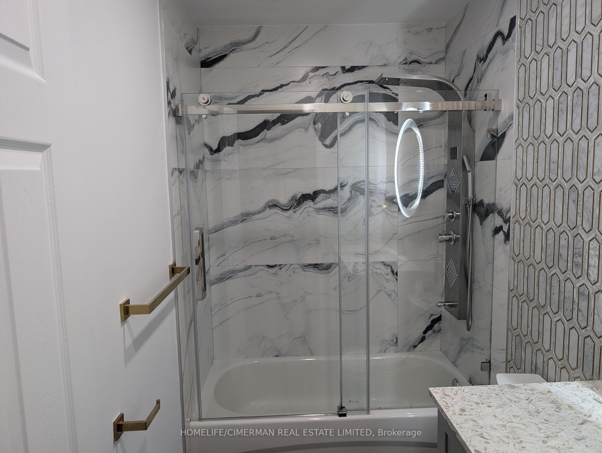 361 Birchmount Road - Condo photo 8 of 20 in Birch Cliff / Cliffside, Ontario