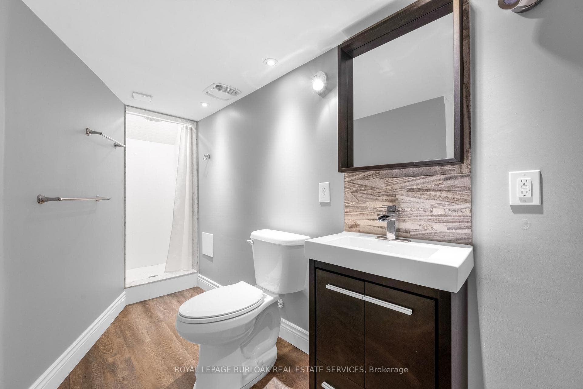 710 Spring Gardens Road Unit 20 - Condo photo 33 of 45 in Burlington, Ontario