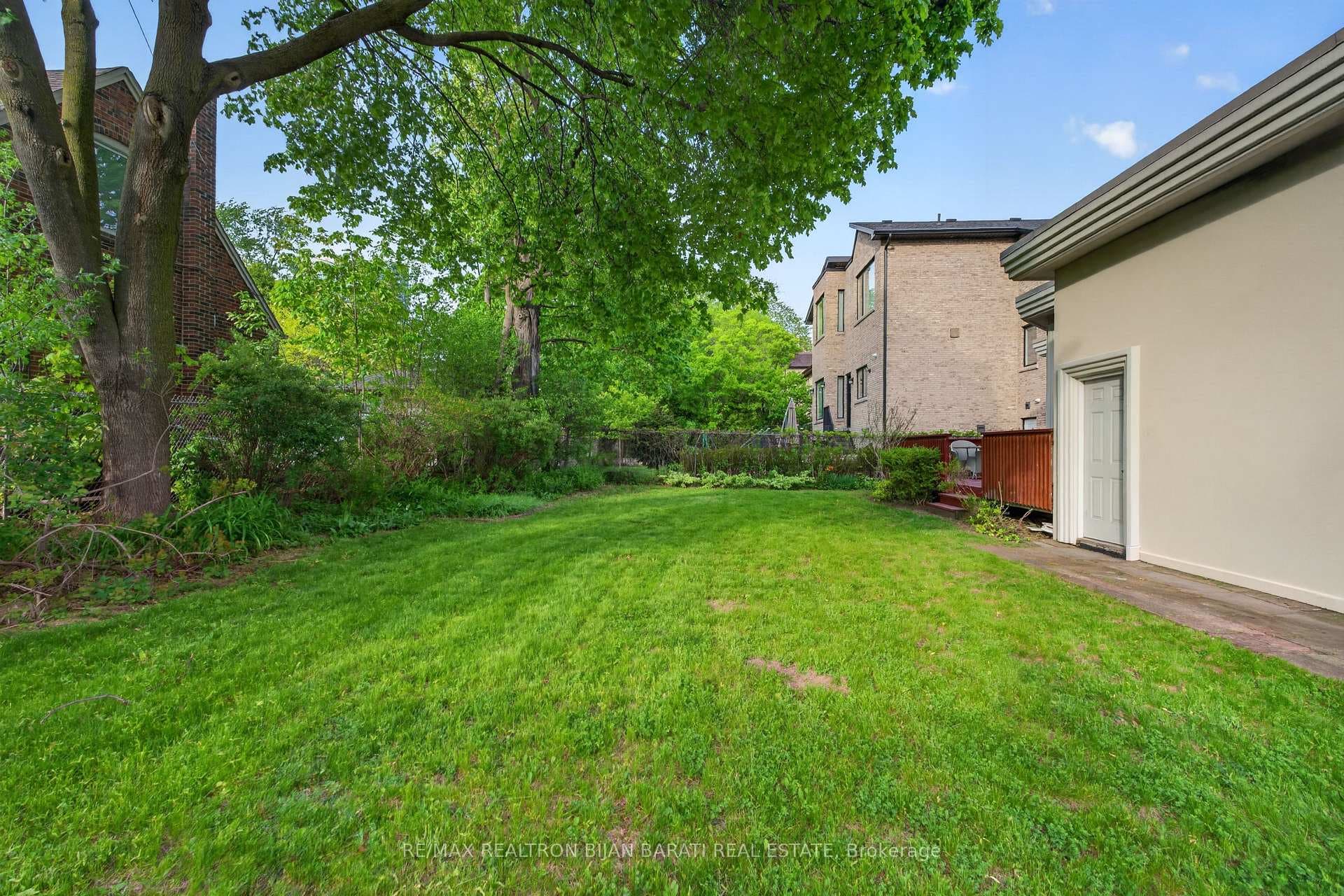 60 Lorraine Drive - Detached photo 49 of 50 in Thornhill / Willowdale, Ontario
