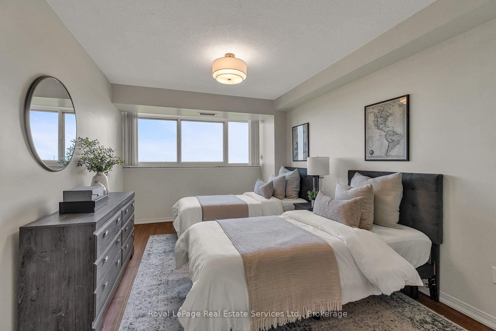 1359 White Oaks Boulevard Unit 1810 - Condo photo 18 of 32 in Oakville, Ontario