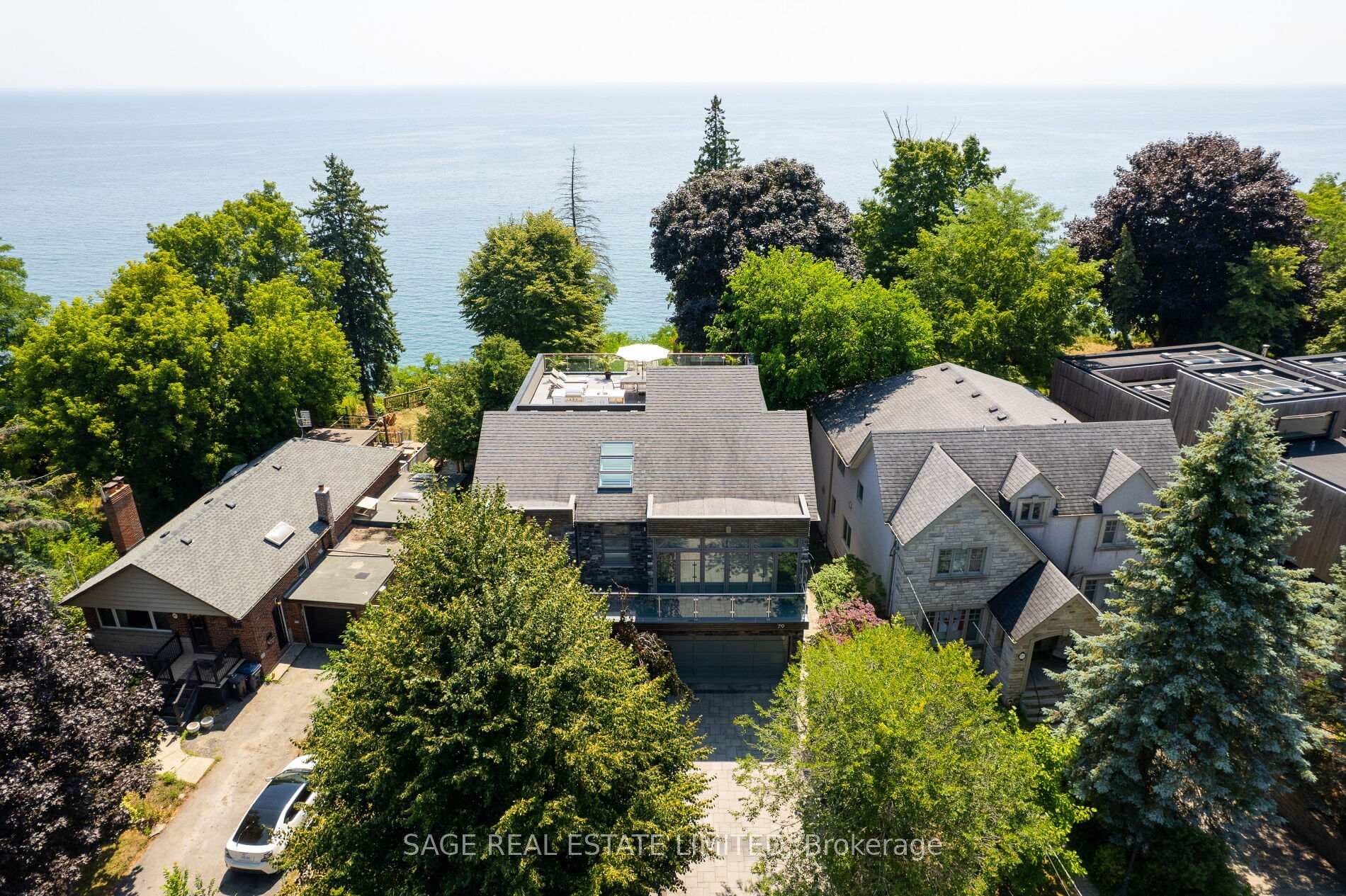79 Fishleigh Drive - Detached photo 2 of 49 in Birch Cliff / Cliffside, Ontario