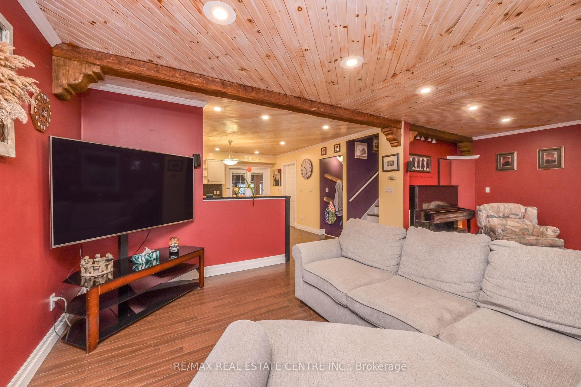 79 Commercial Street - Detached photo 11 of 37 in Milton, Ontario