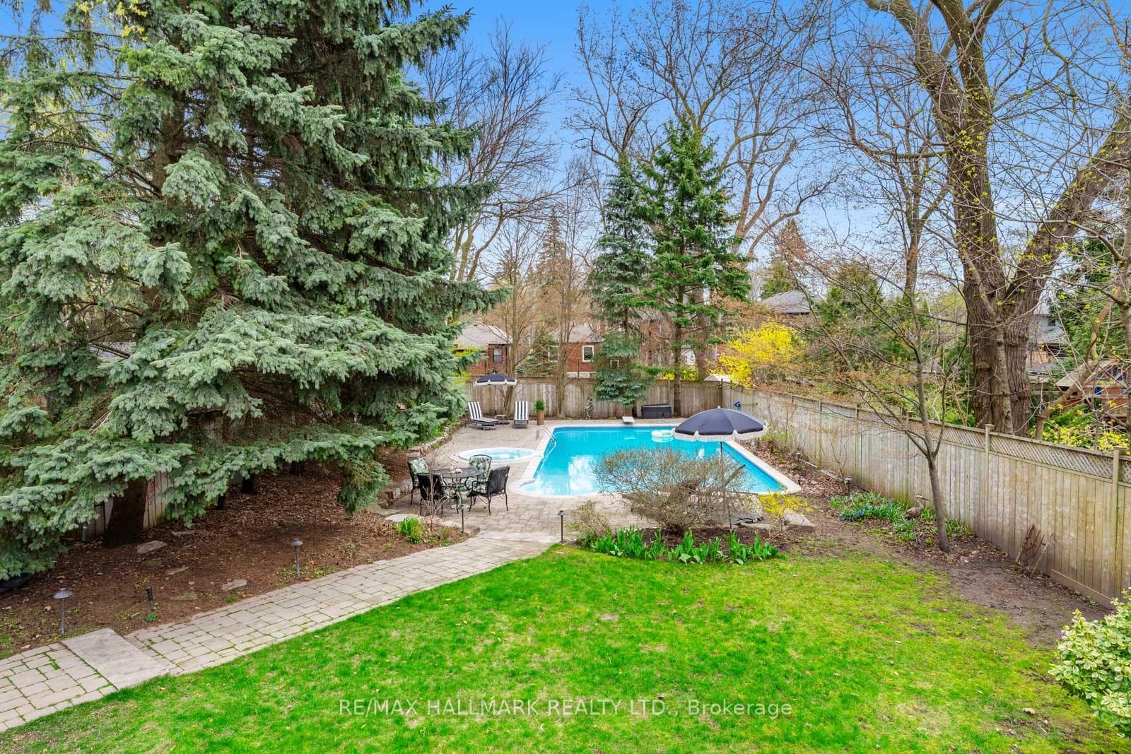 15 Birchcliff Avenue - Detached photo 48 of 49 in Birch Cliff / Cliffside, Ontario