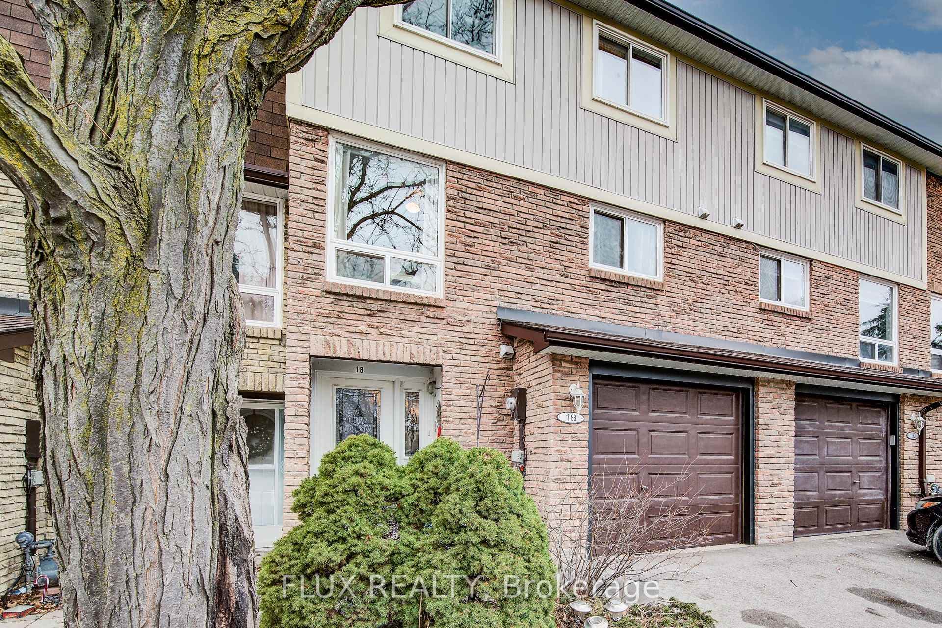 741 Woodward Avenue Unit 18 - home for sale in Milton, Ontario
