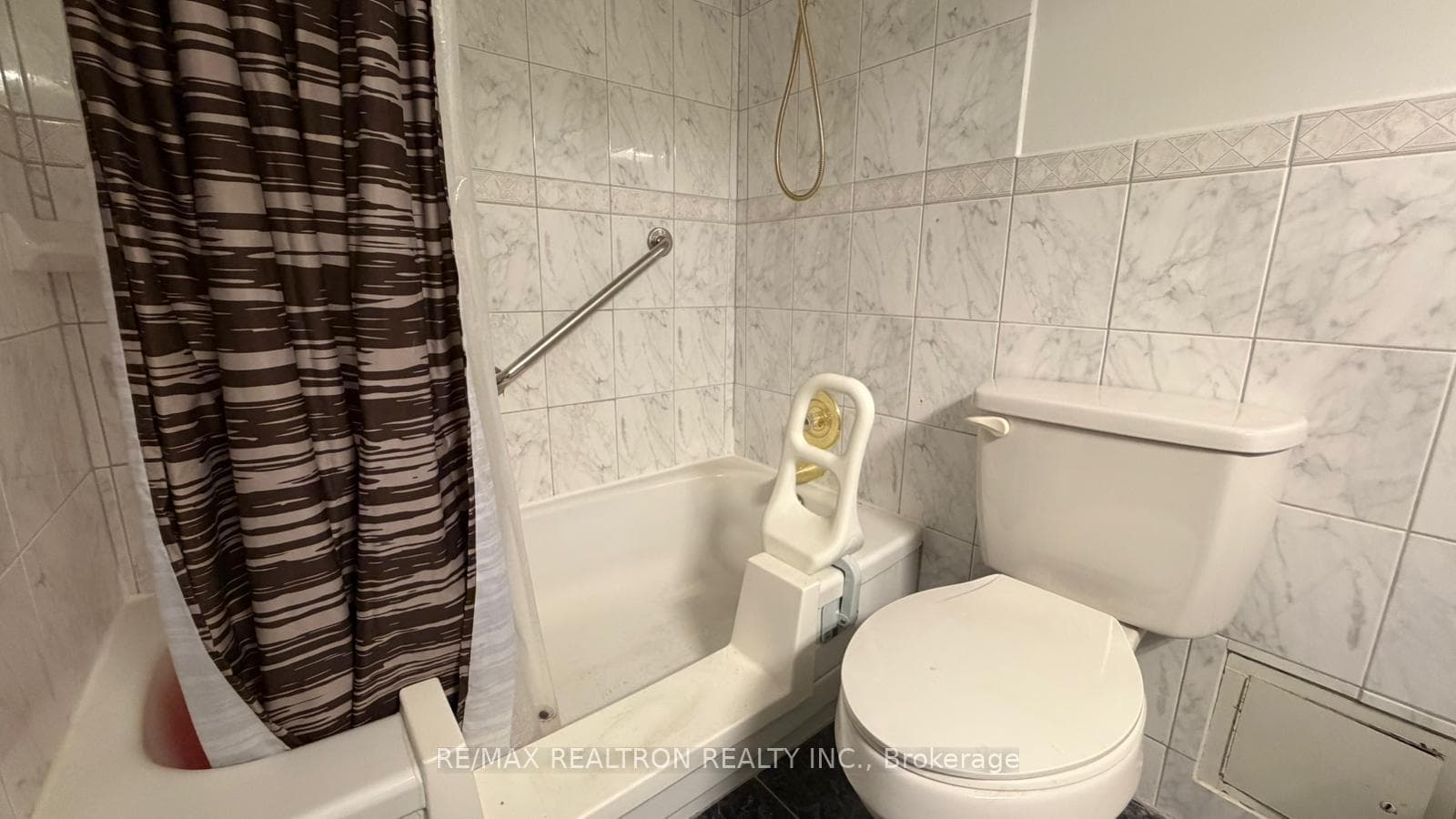 15 Vicora Linkway N/A Unit 903 - Condo photo 16 of 30 in Flemingdon Park / Don Mills, Ontario