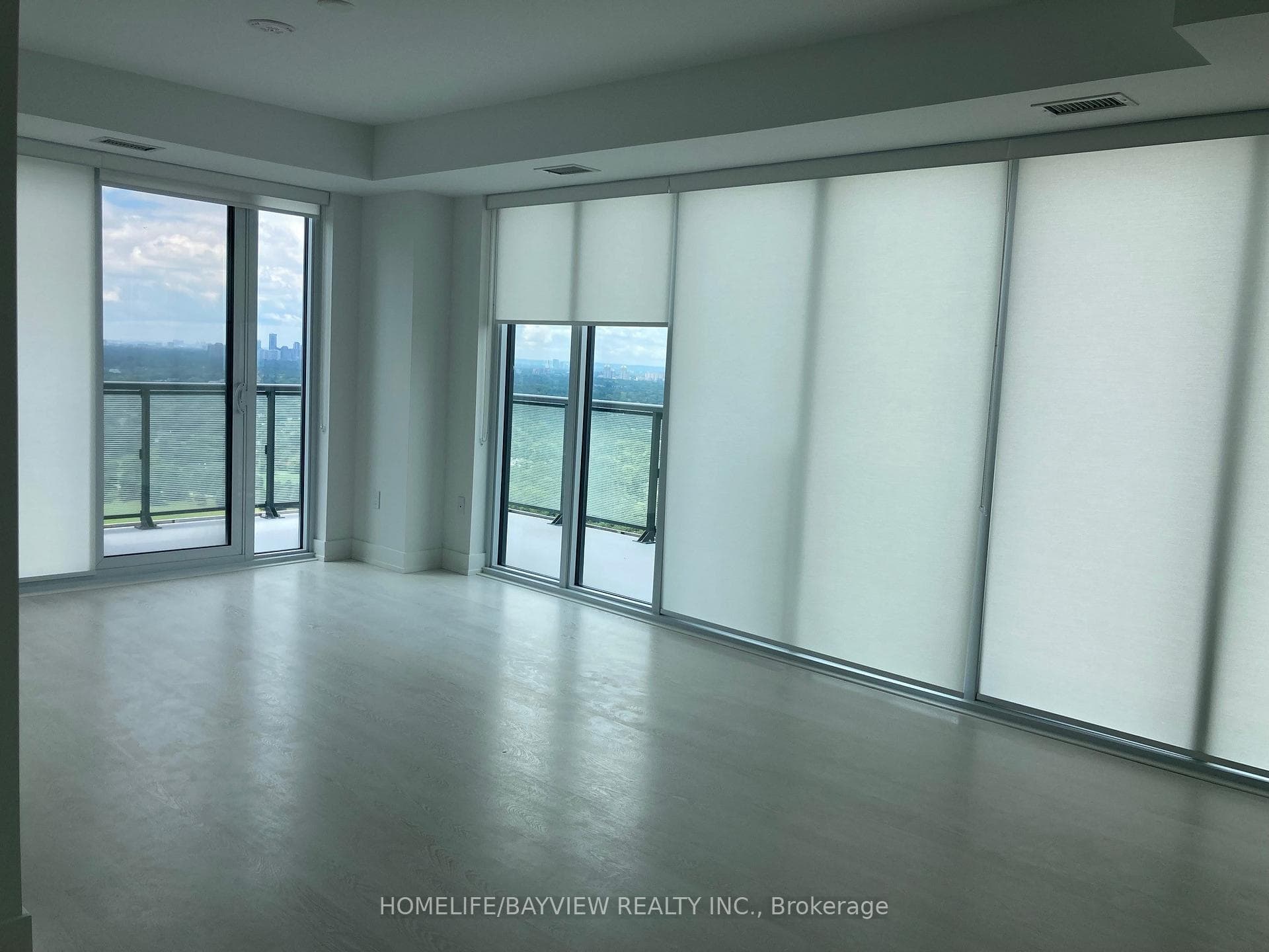 30 Inn On The Park Drive Unit 4303 - Condo photo 7 of 15 in Don Mills / Parkwoods / Victoria Village, Ontario