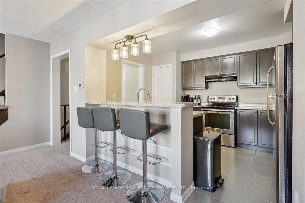 222 Septimus Heights - Townhouse photo 10 of 30 in Milton, Ontario