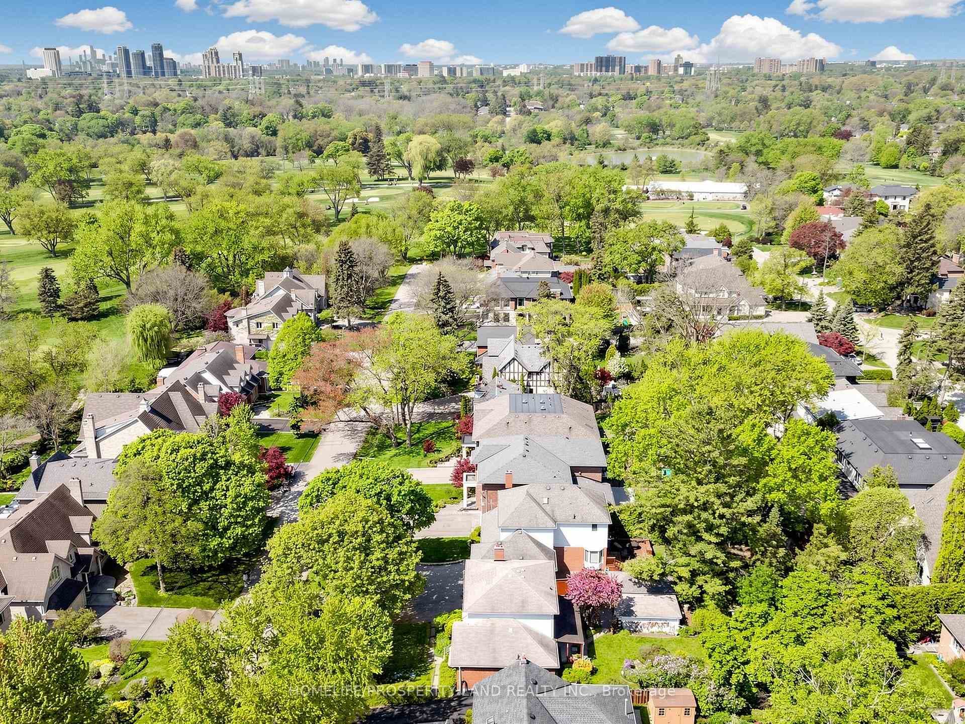 18 Orrell Avenue - Detached photo 12 of 17 in Etobicoke (Islington / Rexdale), Ontario