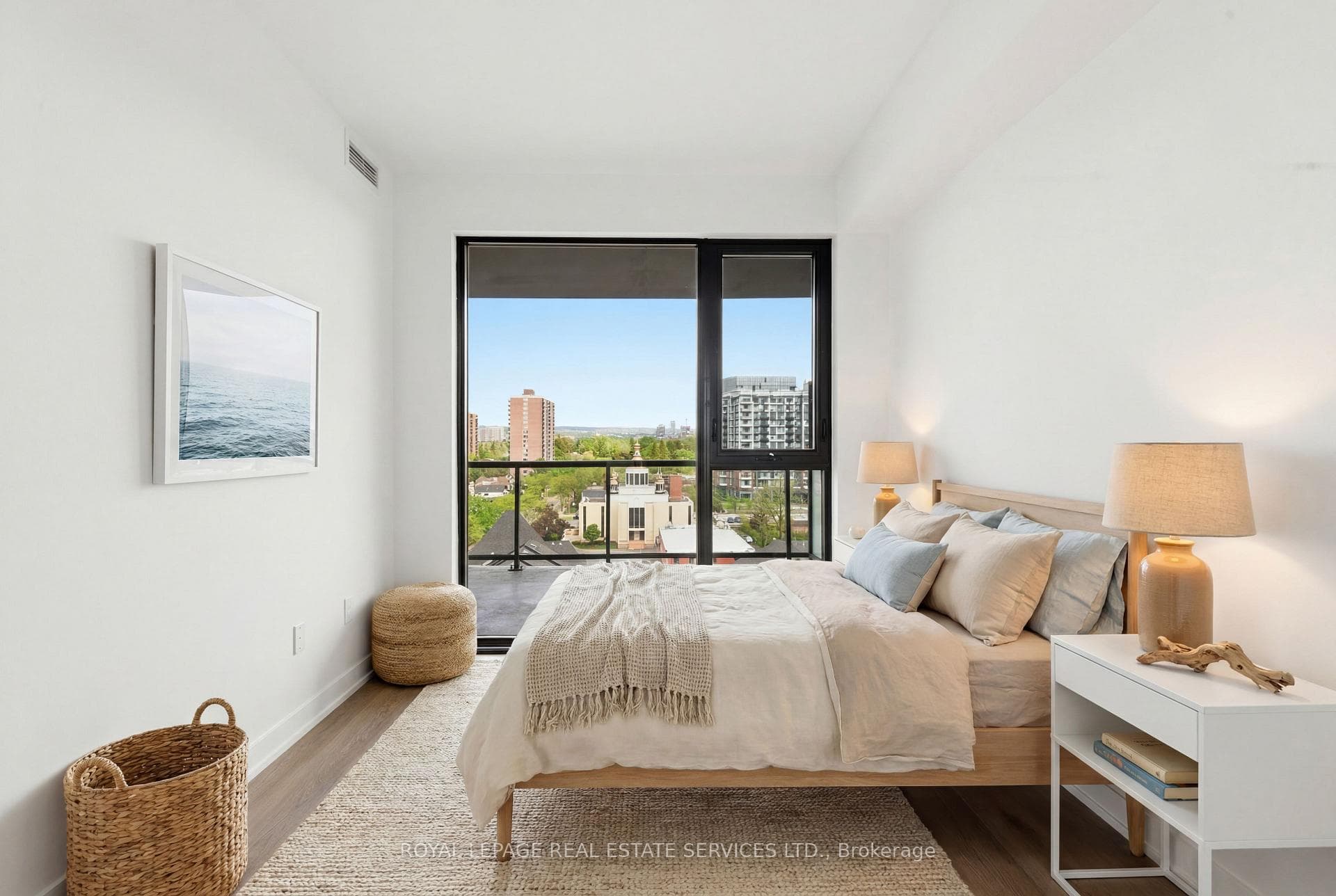 2075 Lakeshore Road Unit 711 - Condo photo 13 of 36 in Burlington, Ontario