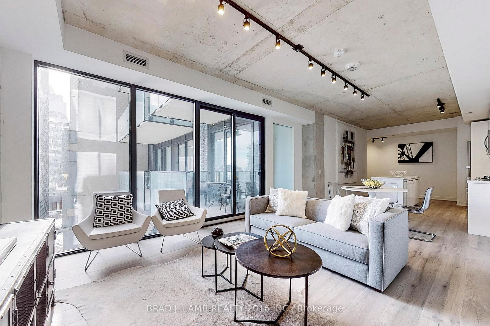 55 Ontario Street Unit 521 - New Construction photo 2 of 46 in Regent Park / Cabbagetown / St. James Town, Ontario