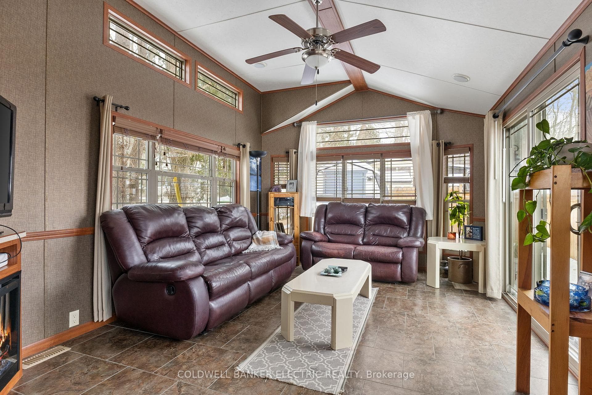 5139 Halstead Beach Road Unit 485B - Detached photo 25 of 31 in Hamilton Township, Ontario