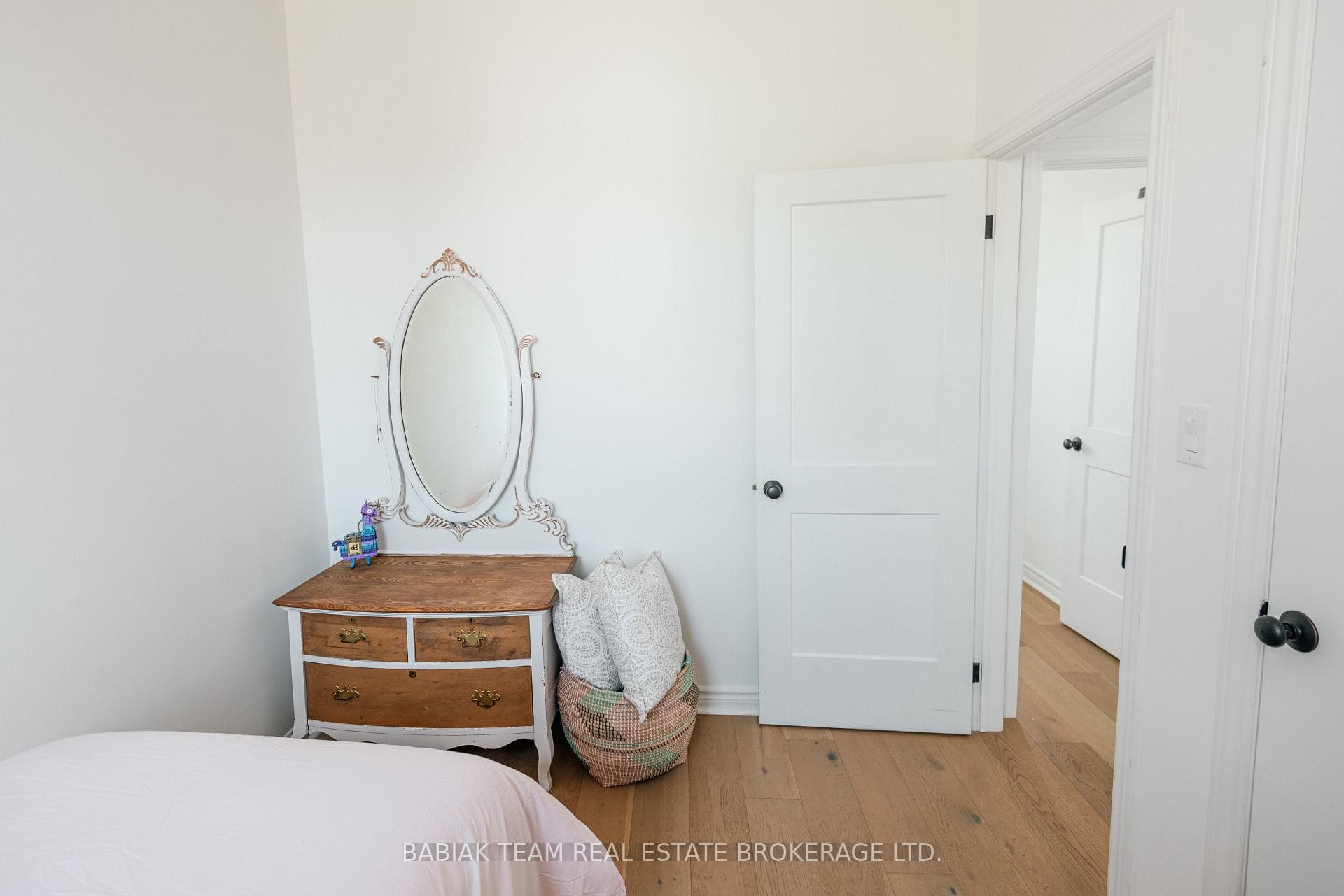 23 Teignmouth Avenue - Detached photo 18 of 28 in Keelesdale / Eglinton West, Ontario