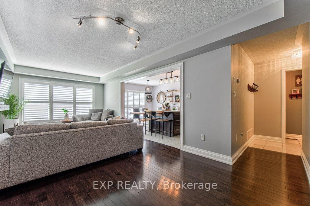 76 Ruhl Drive - Detached photo 11 of 50 in Milton, Ontario