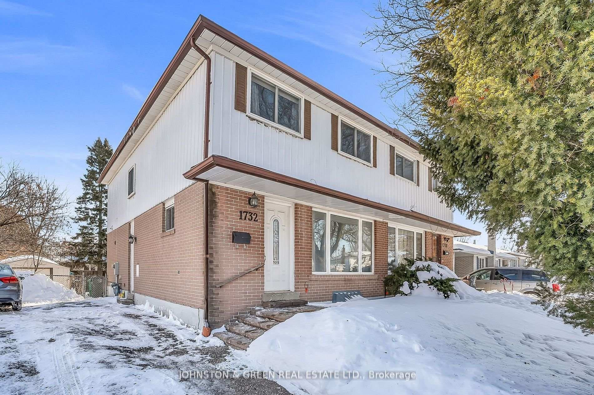 1732 Oberon Crescent - home for sale in Mississauga, Ontario