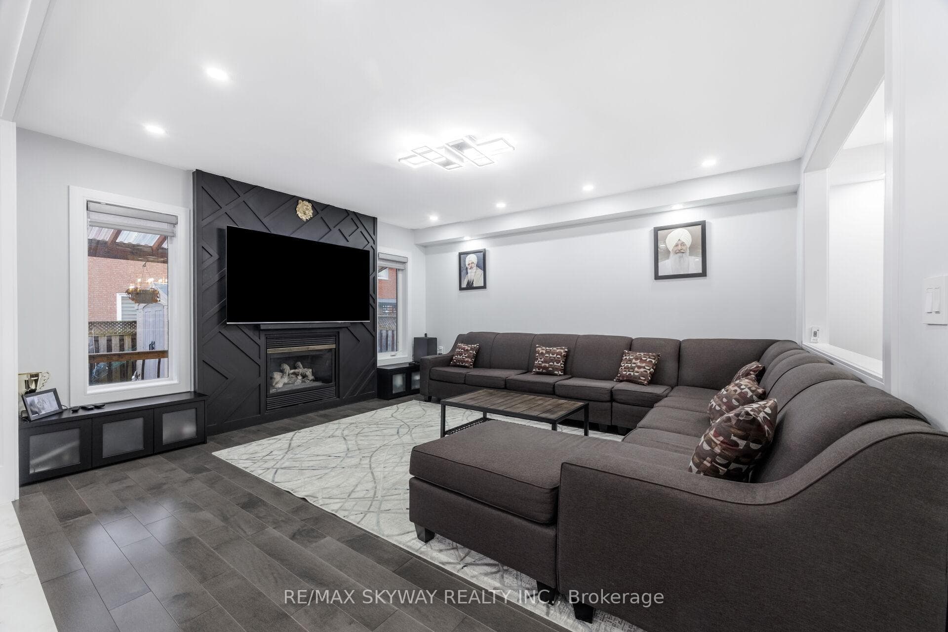 32 Lady Belle Crescent - Detached photo 9 of 49 in Brampton, Ontario