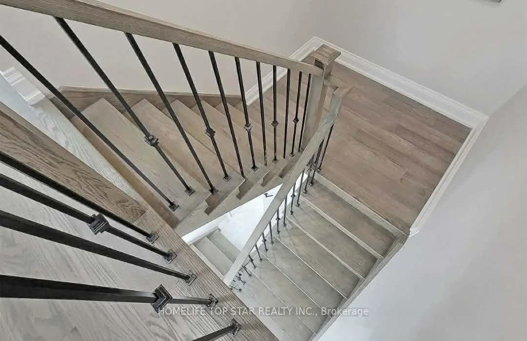 478 Aylesworth Avenue - Semi-Detached photo 9 of 20 in Birch Cliff / Cliffside, Ontario