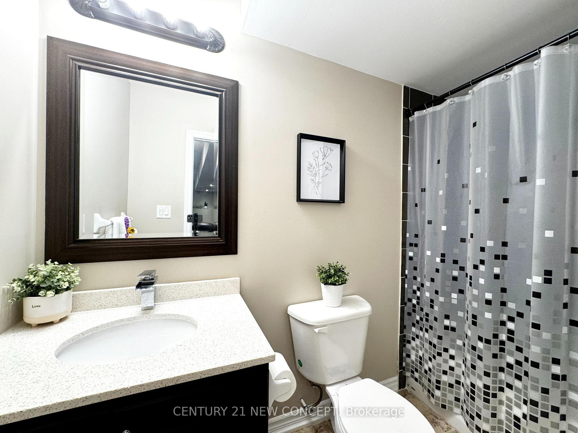 4266 Ryan Lane - Detached photo 41 of 46 in Burlington, Ontario