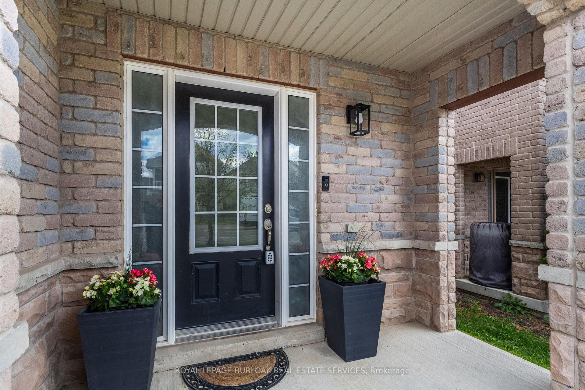 4170 Thomas Alton Boulevard - Semi-Detached photo 3 of 26 in Burlington, Ontario
