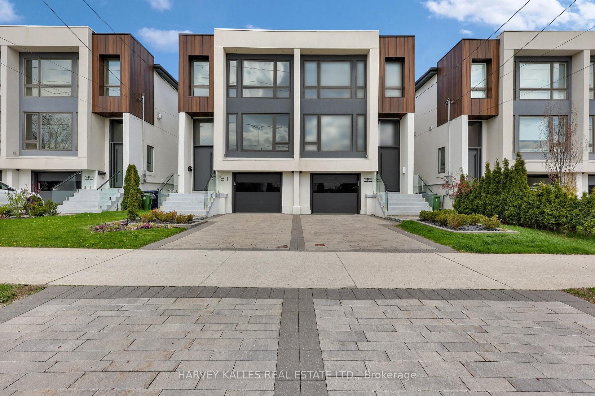 35 Wilmington Avenue - home for sale in North York (Bathurst Manor / Clanton Park), Ontario