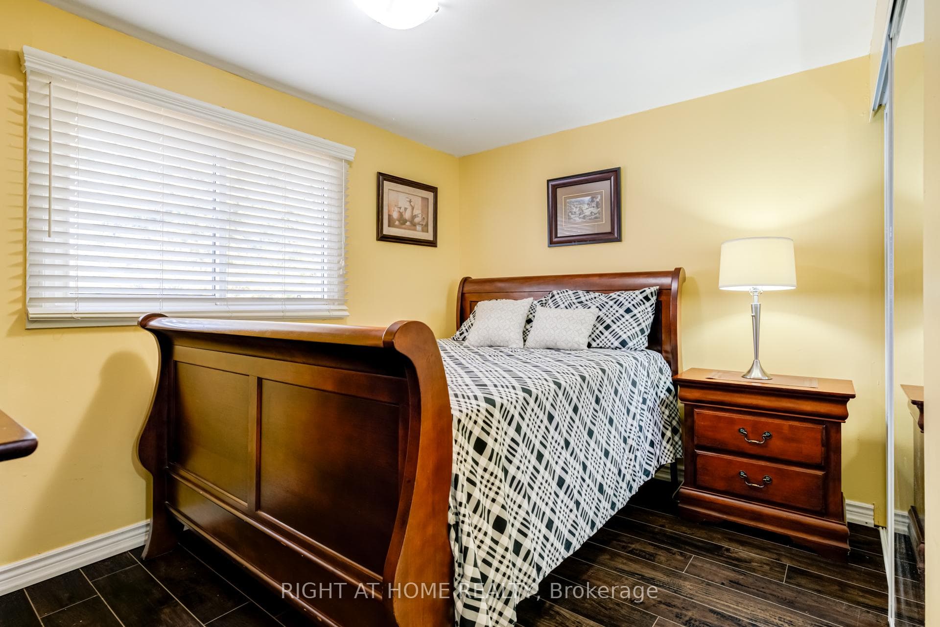 40 Salisbury Circle - Semi-Detached photo 19 of 50 in Brampton, Ontario