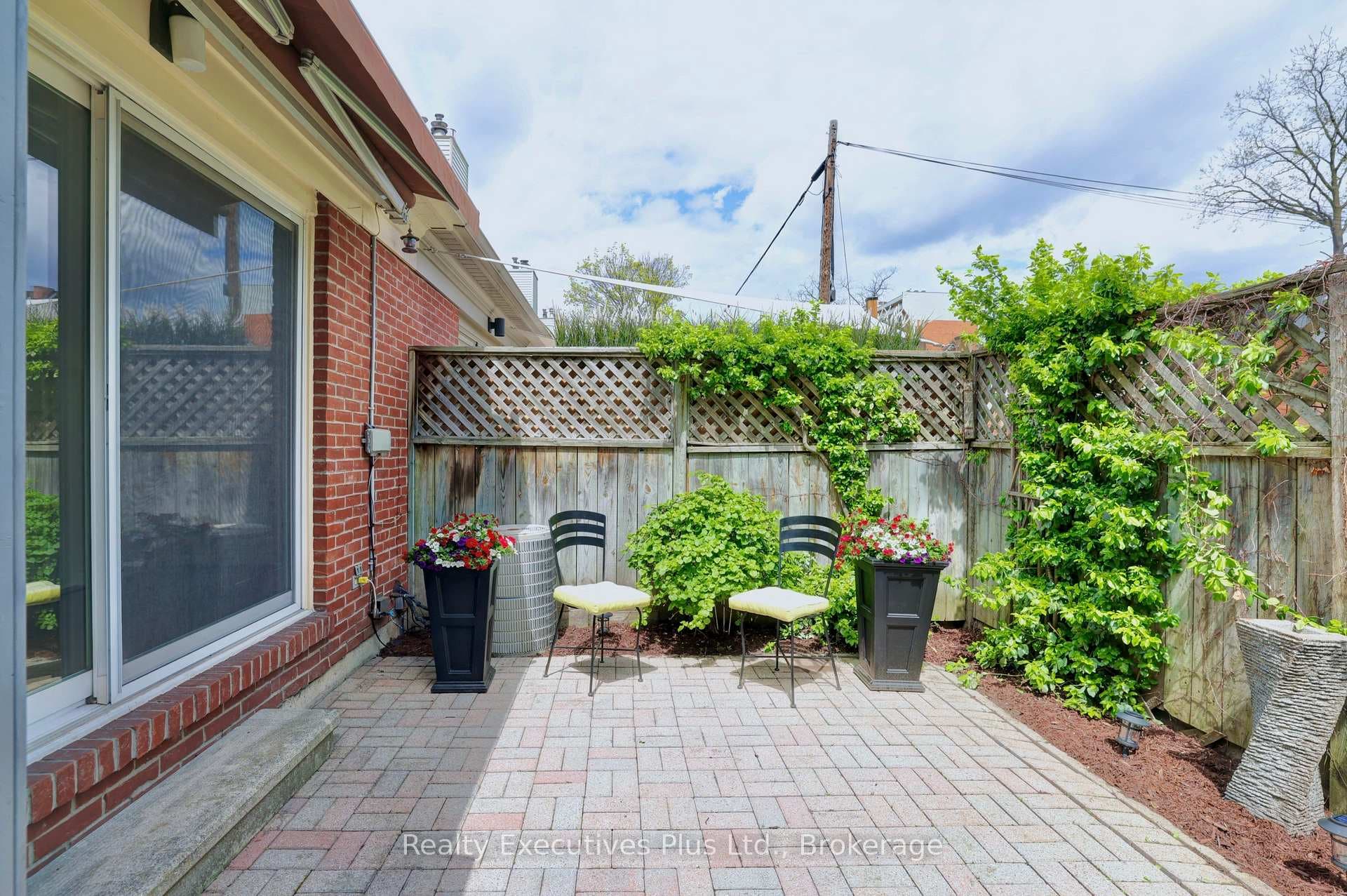 463 Blathwayte Lane - Townhouse photo 37 of 48 in Burlington, Ontario