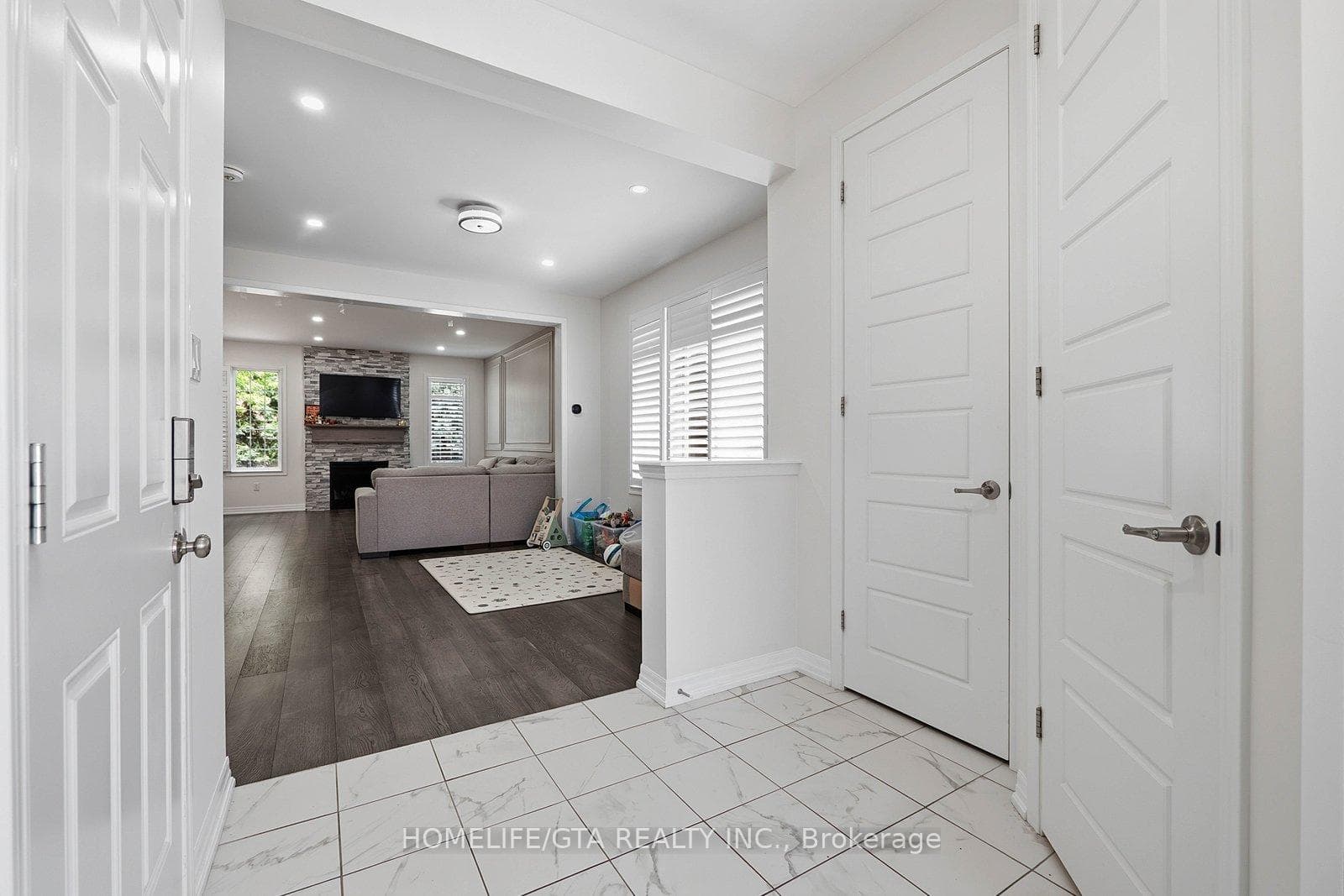 3489 Eternity Way - Townhouse photo 5 of 50 in Oakville, Ontario