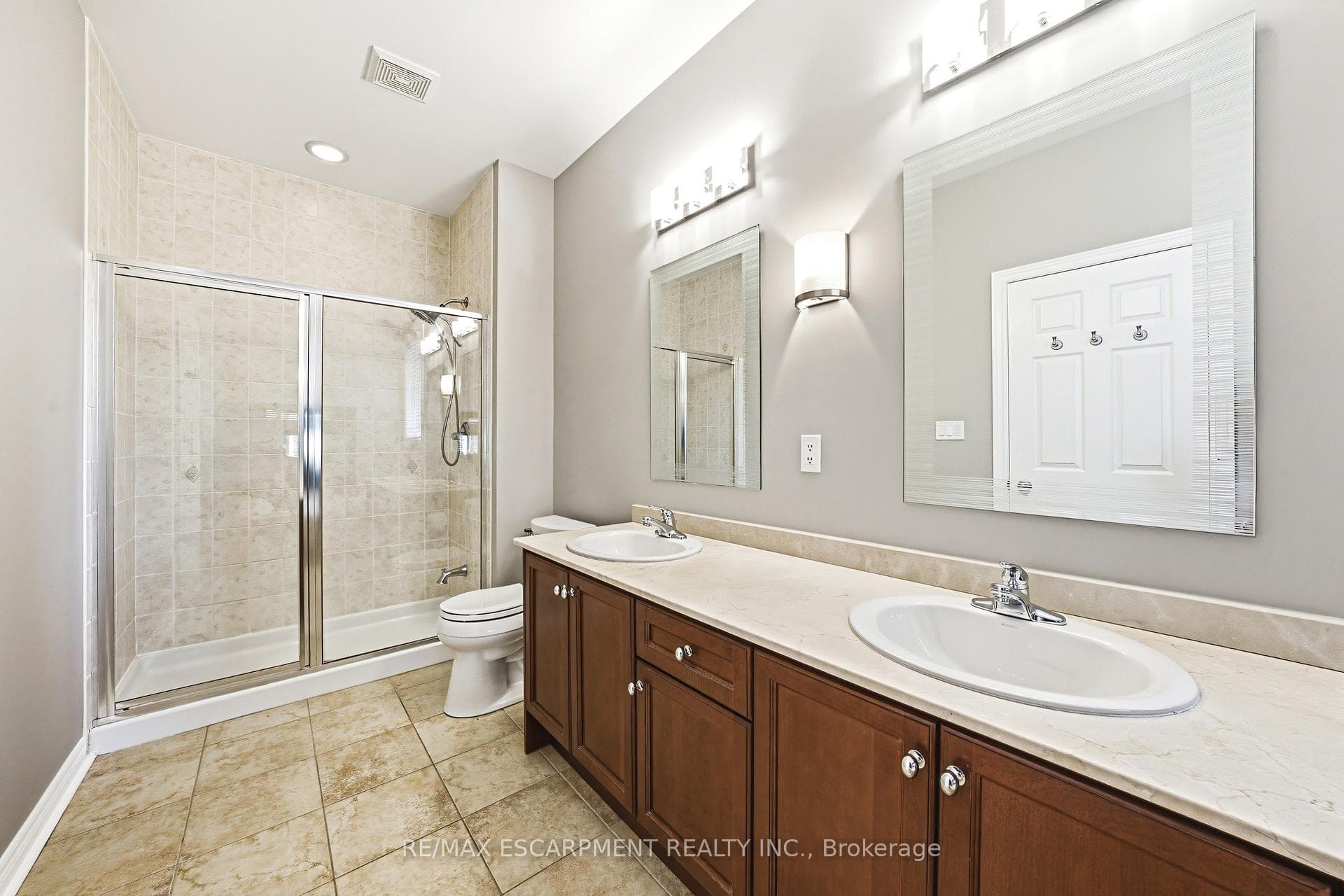 2178 Berwick Drive - Detached photo 21 of 50 in Burlington, Ontario