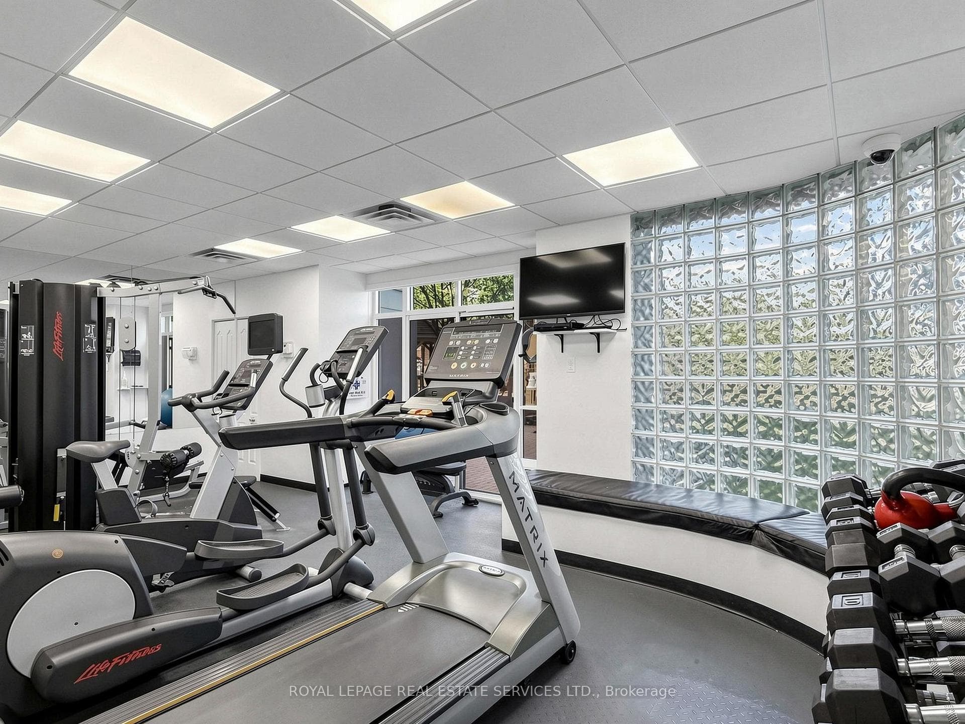 398 Eglinton Avenue Unit 203 - Condo photo 42 of 45 in Leaside / Davisville, Ontario