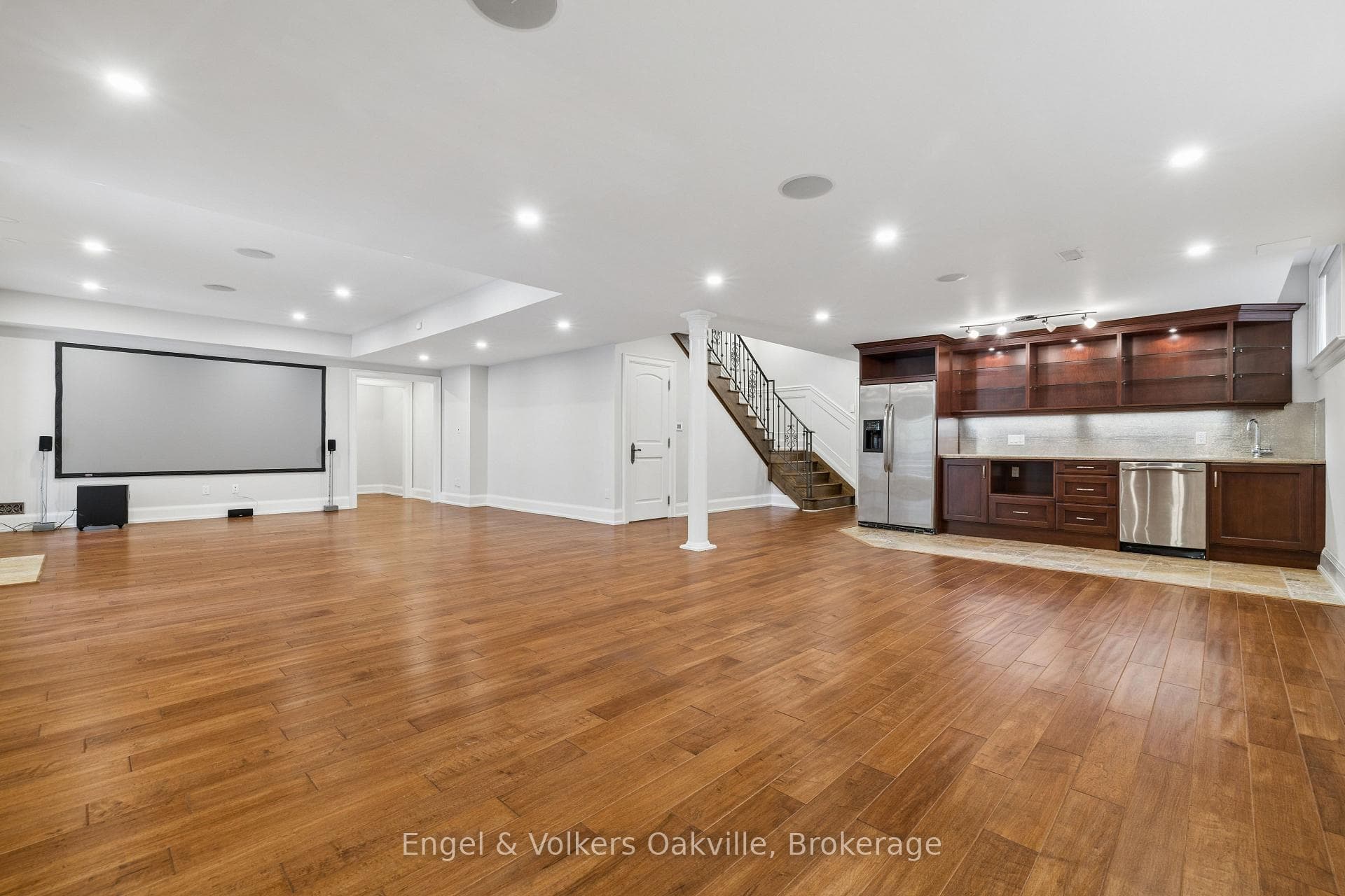 1182 Streambank Drive - Detached photo 39 of 50 in Mississauga, Ontario