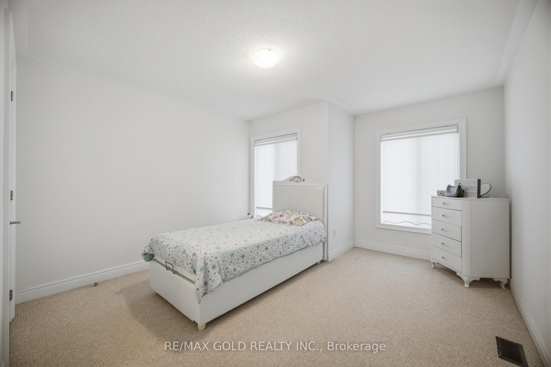 11 Sinatra Street - Detached photo 16 of 30 in Brampton, Ontario