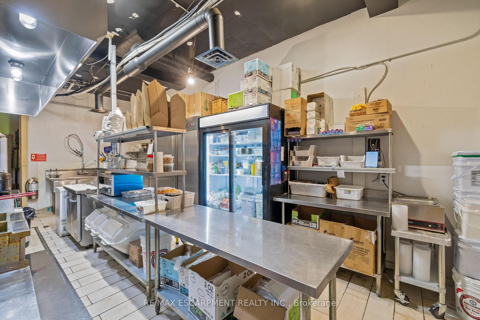 542 Concession Street - Commercial photo 14 of 40 in Hamilton, Ontario